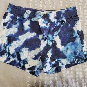 Calvin Klein women's shorts, blue, size 6